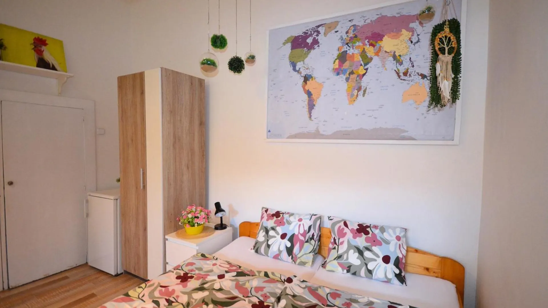 Ostello Travel&Joy Backpackers Praga 0*,  Repubblica Ceca