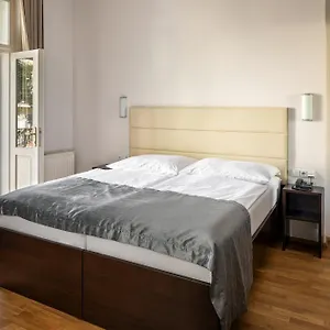 4* Szálloda Unique