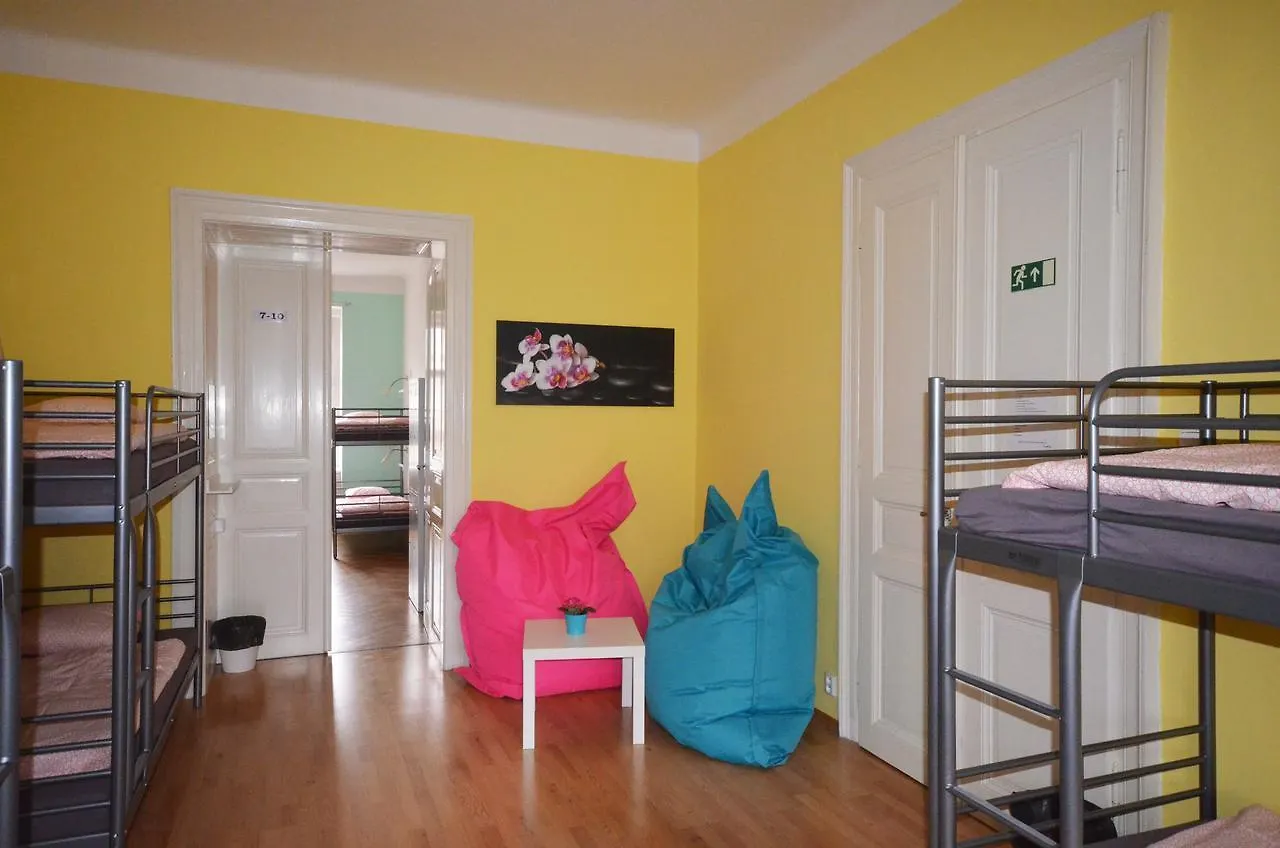 Travel&Joy Backpackers Hostel Prague